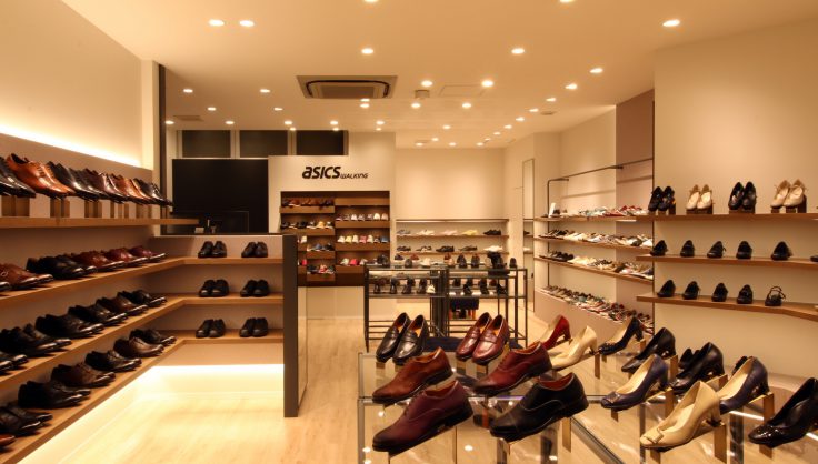 アシックスウォーキング様 広島本通店 店研創意