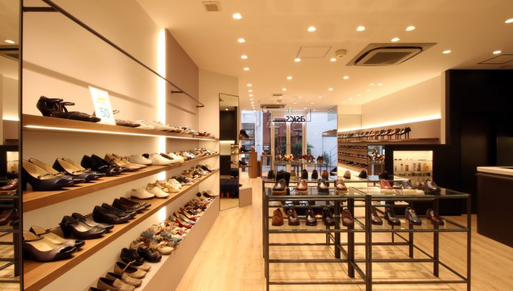アシックスウォーキング様 広島本通店 店研創意