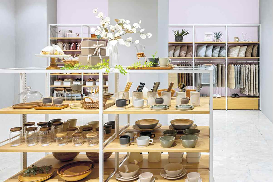 オリジナル什器を設置した事例