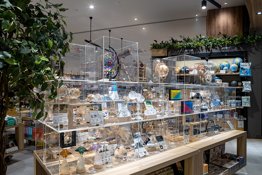 MIZUSHIMA　Select Books & Select Goods ＋ こどもto ららぽーと門真店