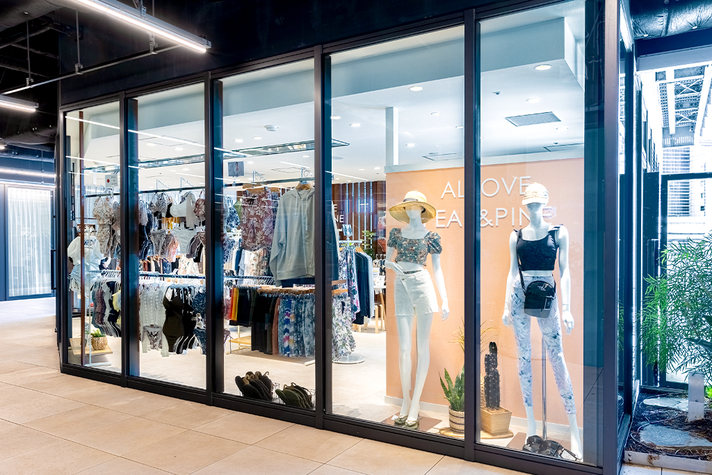 ALBOVE・PEAK&PINE NEWoMan横浜店