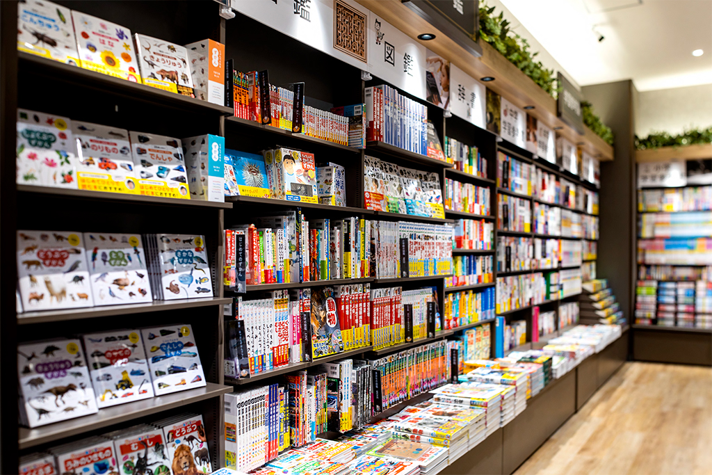 MIZUSHIMA　Select Books & Select Goods ＋ こどもto ららぽーと門真店