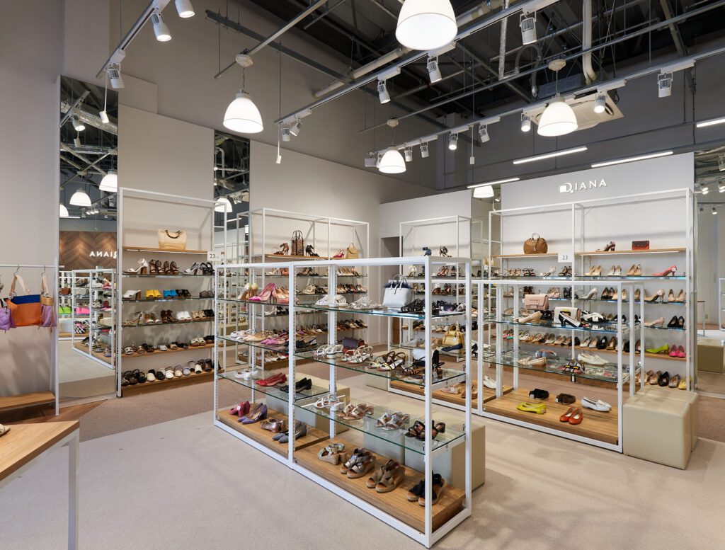 ダイアナ THE OUTLETS KITAKYUSHU