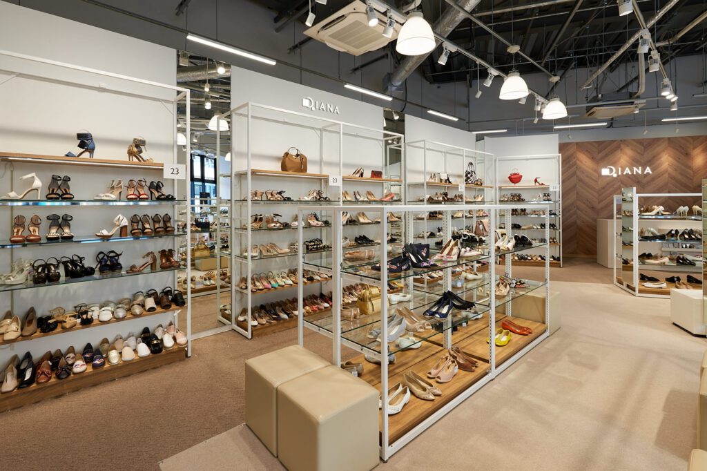 ダイアナ THE OUTLETS KITAKYUSHU