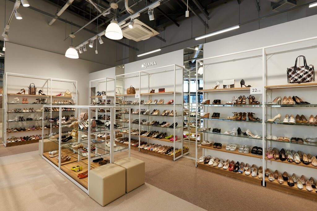 ダイアナ THE OUTLETS KITAKYUSHU