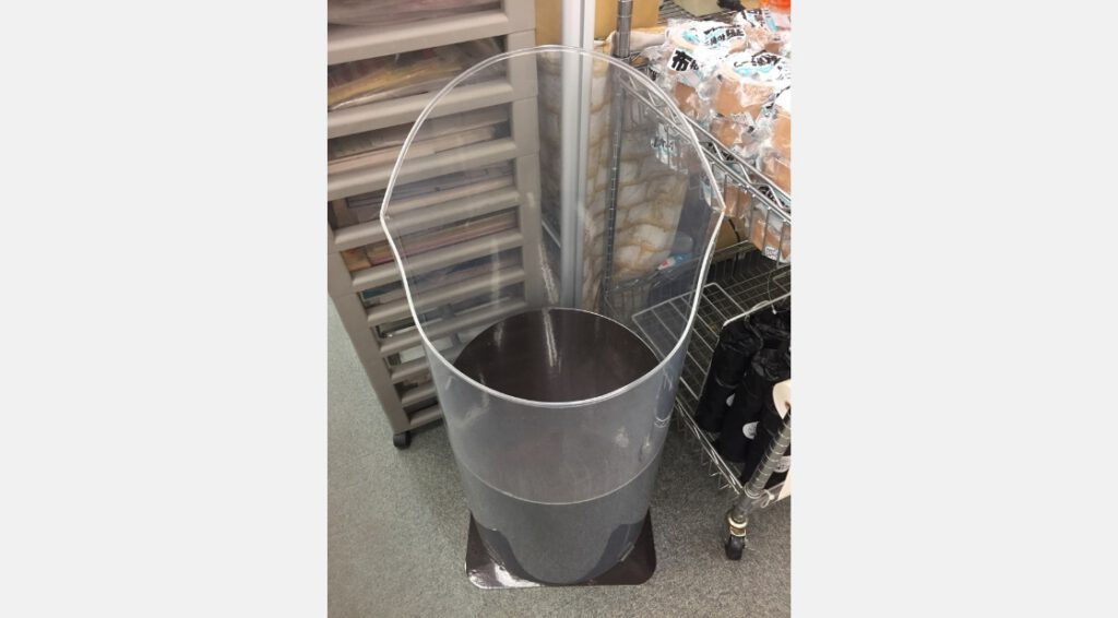 樹脂製投げ込み什器